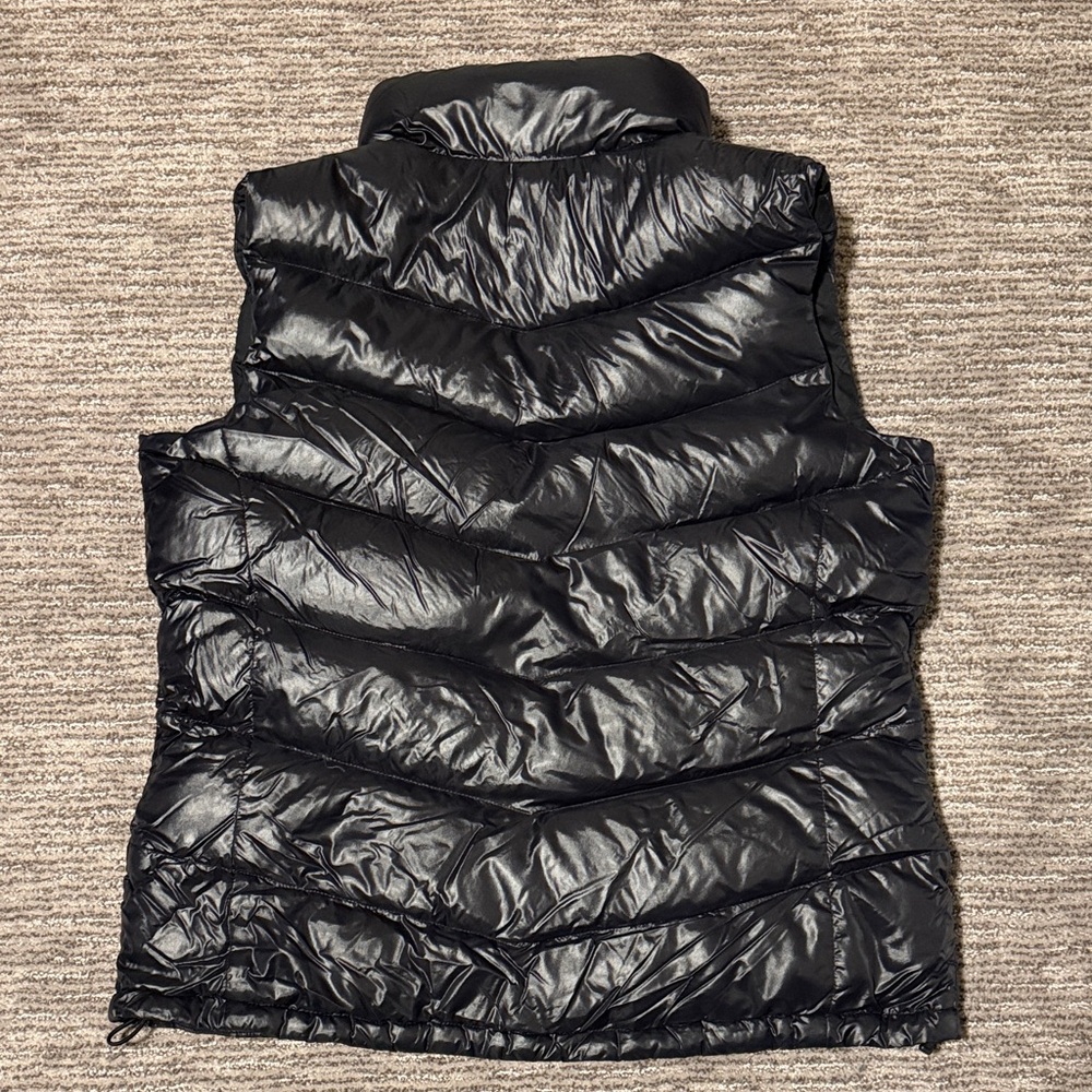 The North Face Black Puffer Vest - Picture 3 of 4